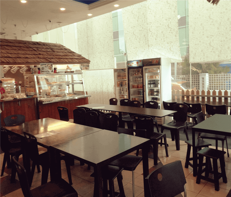 (Sold) 不受疫情所动！盈利餐顶转让！ Paya Lebar Profitable Cafe For Takeover ! Call 90670575 !