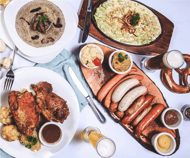 Fire Sale ! Clarke Quay Two Gastrobar for Takeover ! Call 90670575 !!!
