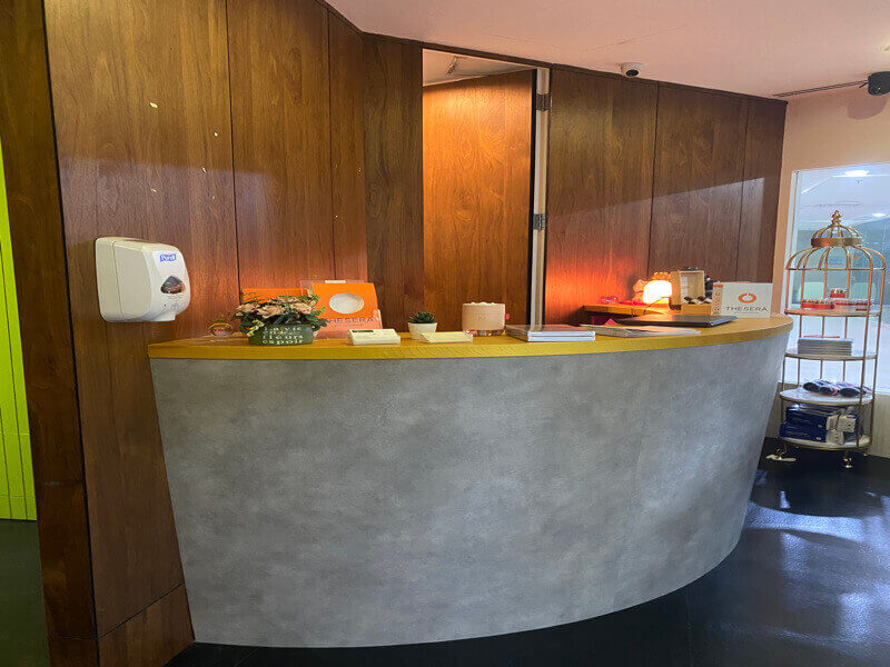 Beauty Salon At Dhoby Ghaut For Takeover. 90083036