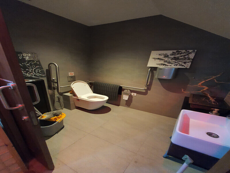 (On Hold)Japanese Sushi Restaurant For Takeover