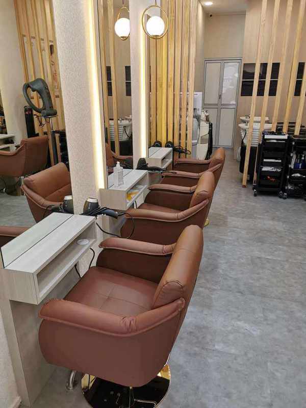 Nice & Newly Deco Hair Salon To Let, Fully Furnished! MRT Area
