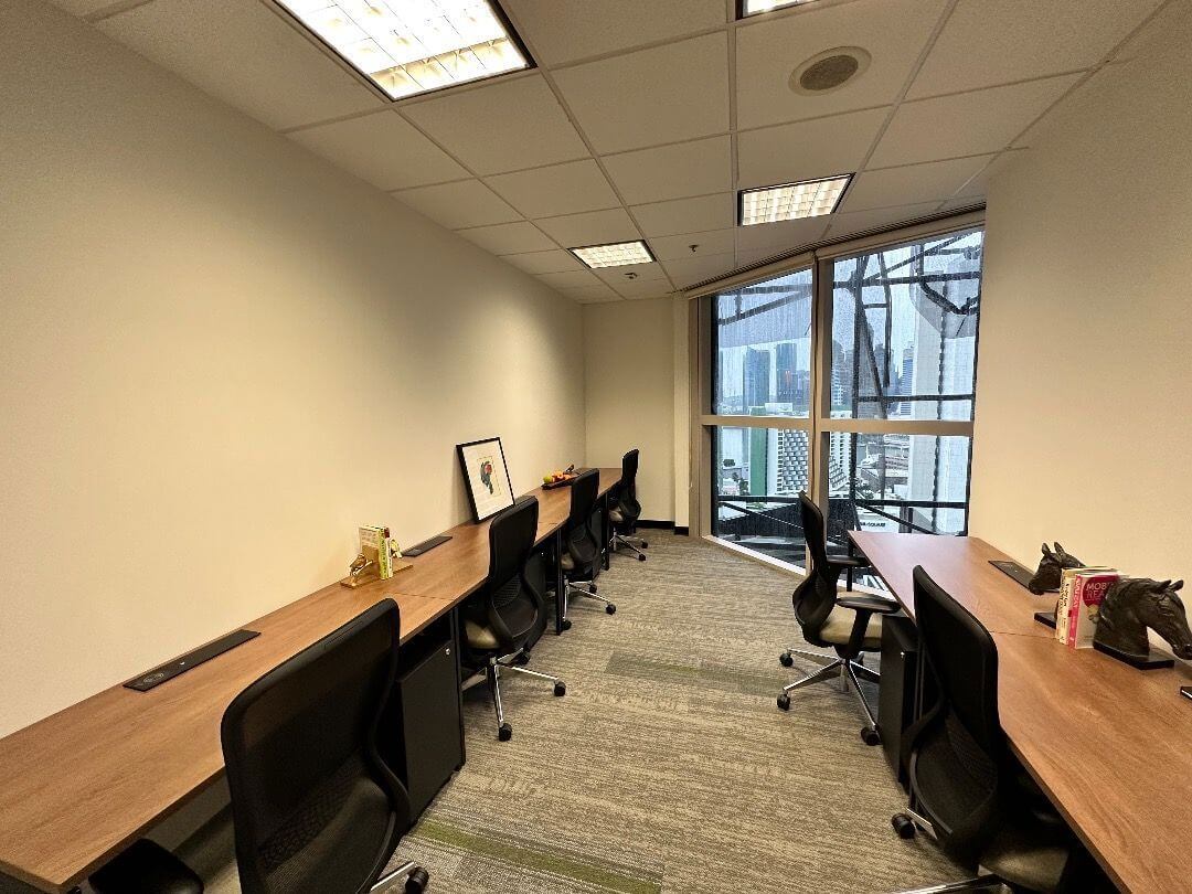 Fully Furnished Serviced Office Cum Co-Working Space For Rent @ CBD Near MRT