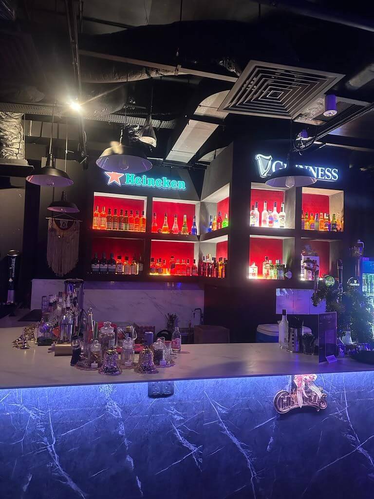 Bistro Bar Takeover S$100,000 (Including Fittings And Furniture)