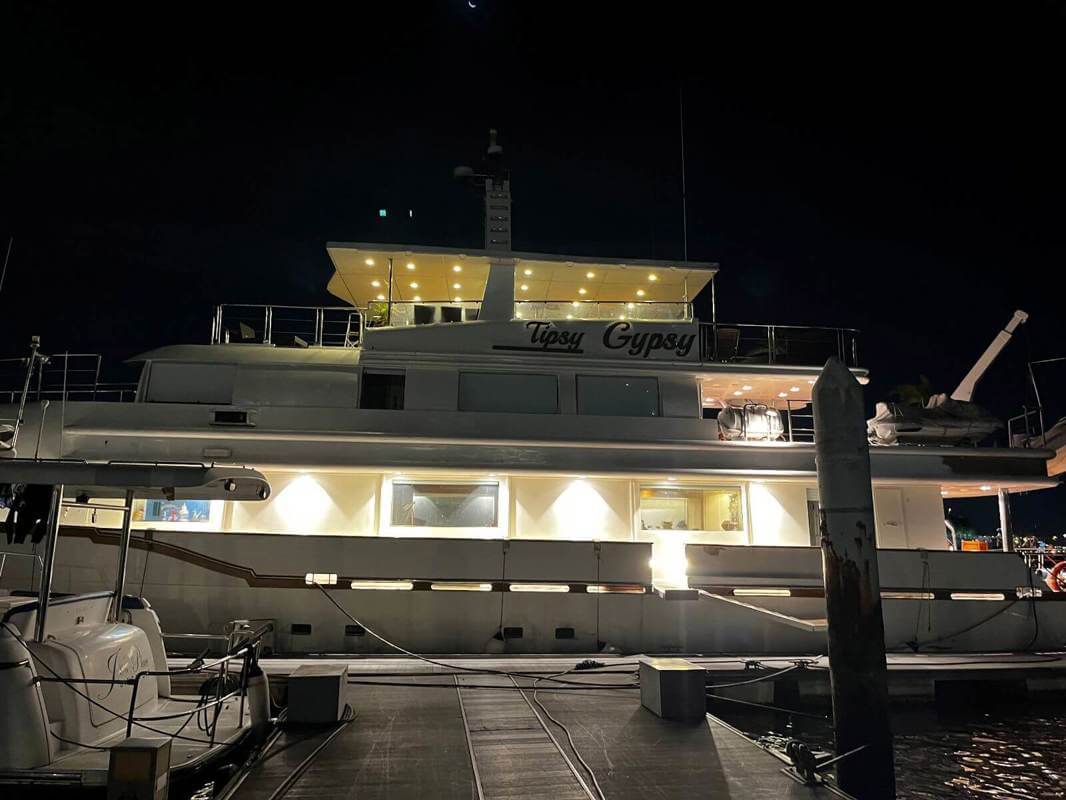 Super Yacht Shares - Lets Go "Crazy Rich"