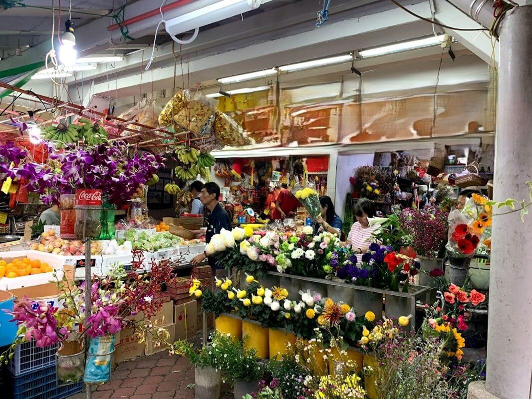 (Expired)Yellow Box Rental In High-Traffic Area!