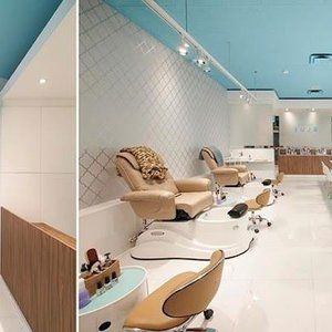 Profitable Francise Facial Salon For Takeover