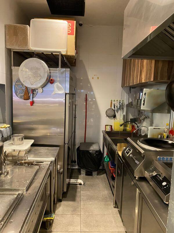 Profitable FnB Shop At CBD Prime Location To Takeover