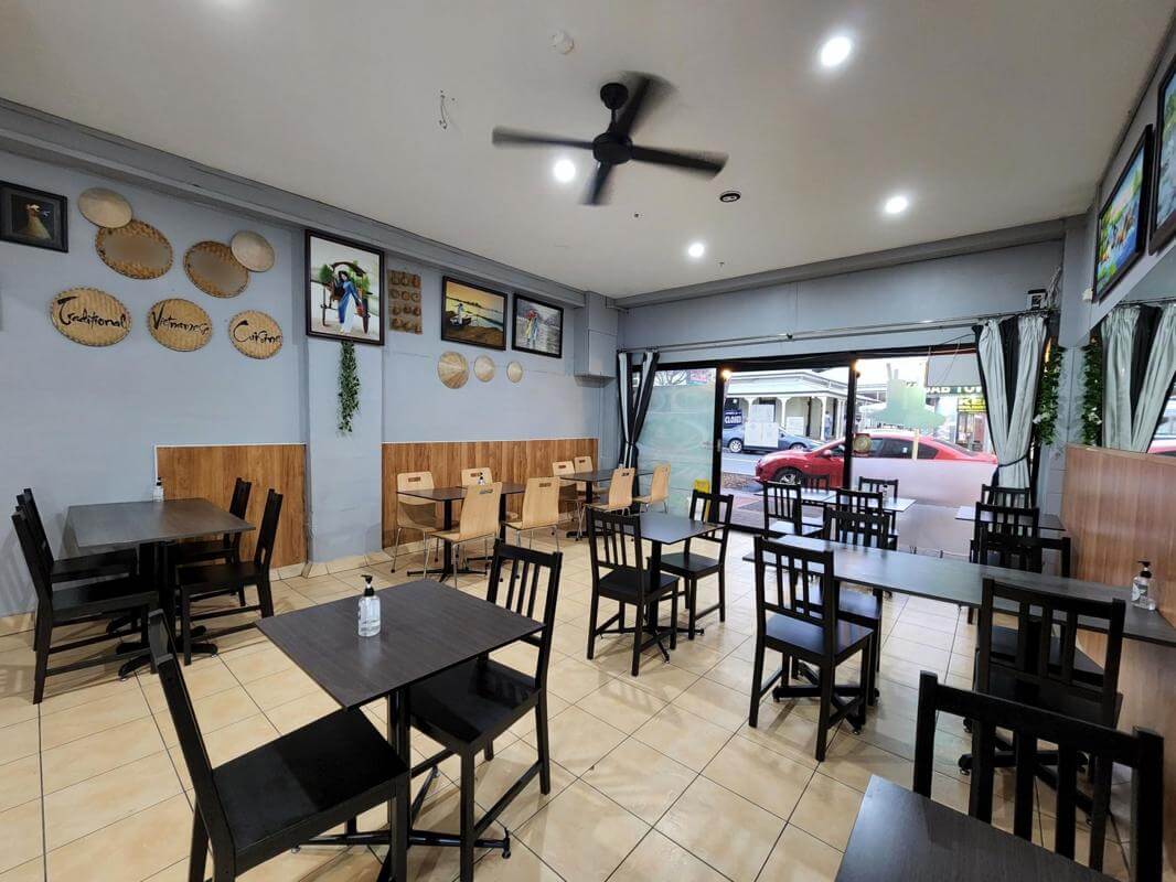 VERY POPULAR Restaurant! Local Favourite in Great Location. Well-Established.