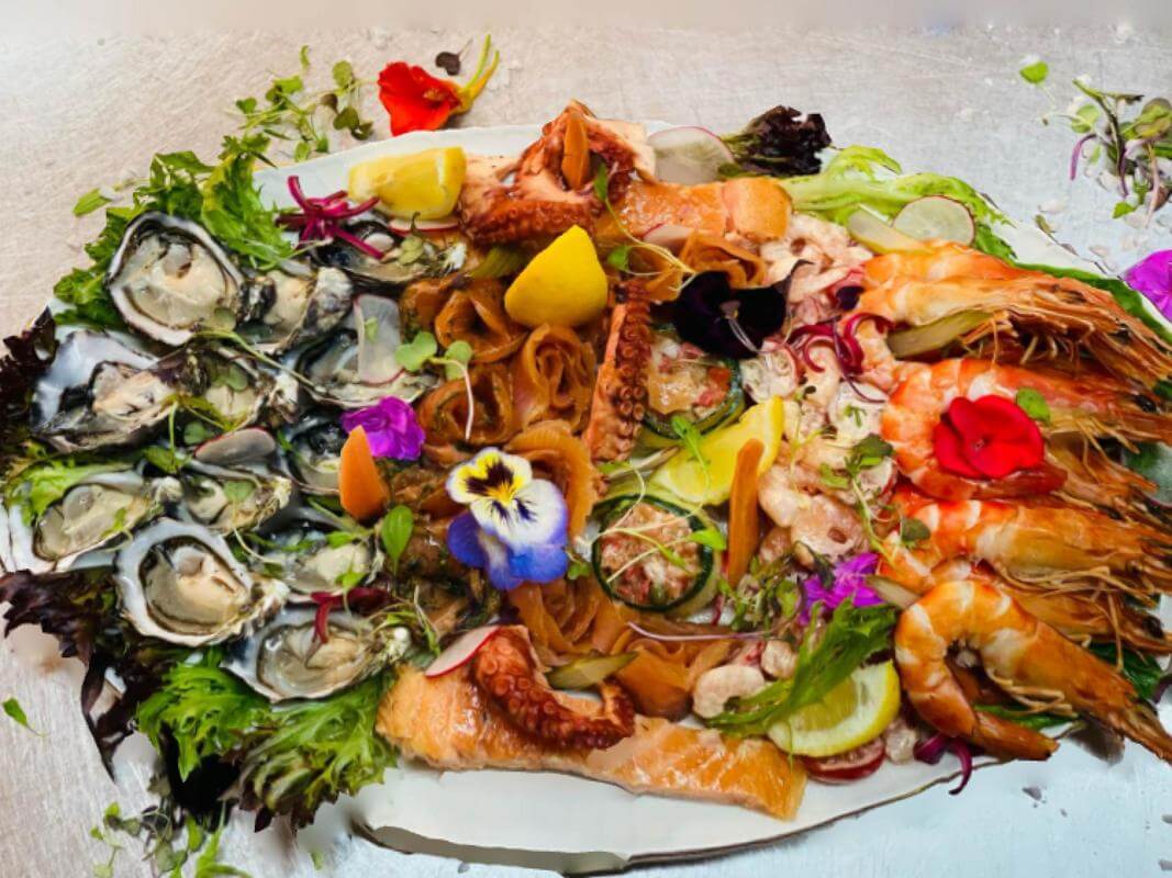 High End, MASTER CLASS TASMANIAN Restaurant Turnover $2.1m Approx AAA Rated Business