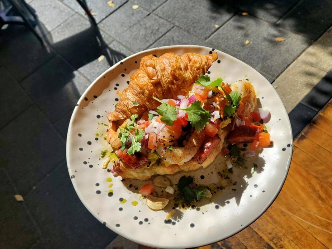 Profitable & Well Established Café Franchise Busy Shopping Centre Hills Area For Sale