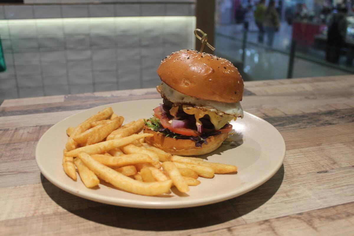 Profitable & Well Established Café Franchise Busy Shopping Centre Hills Area For Sale