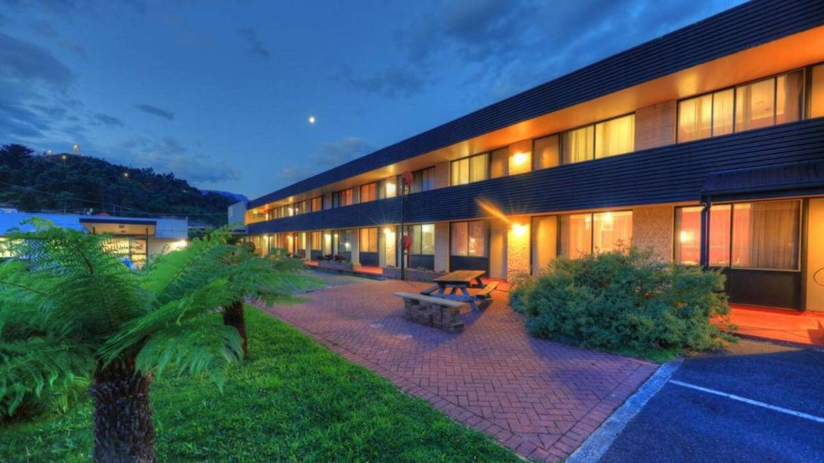 24 Room FHGC Best value Tasmanian Motel $1,250,000 negotiable