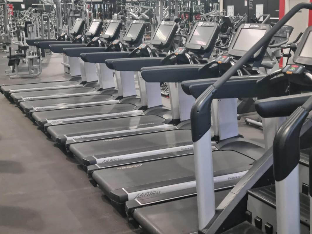 PREMIER GYMNASIUM MELBOURNE'S NORTH  OPERATING 15 YEARS