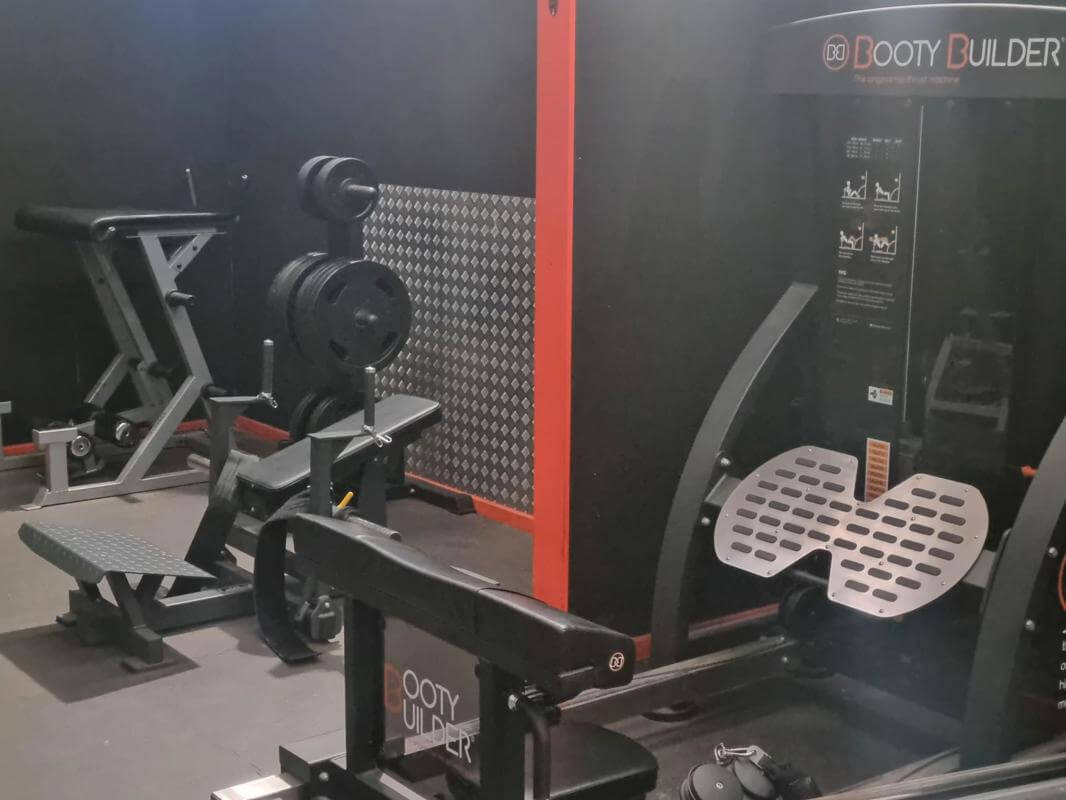 PREMIER GYMNASIUM MELBOURNE'S NORTH  OPERATING 15 YEARS