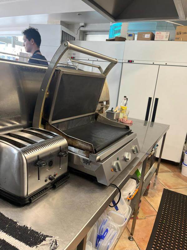 Thriving Cafe Opportunity in Launceston CBD: Ellie Mays on York asking $64,900 WIWO