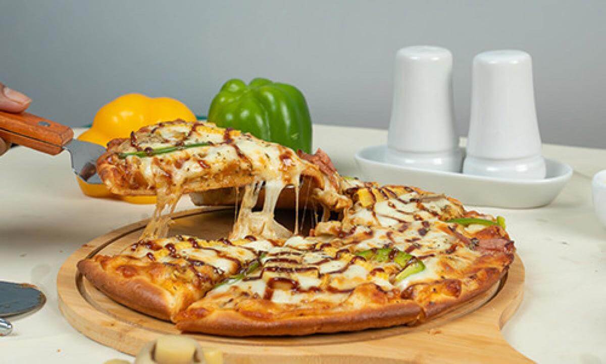 Burger and Pizza Shop for Owner Operator at lower prices