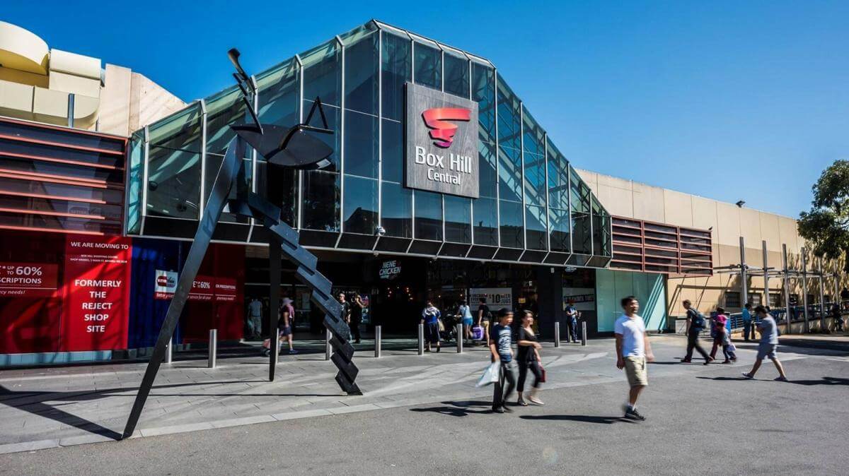 Thriving Chinese Restaurant and Bar in Bustling Box Hill