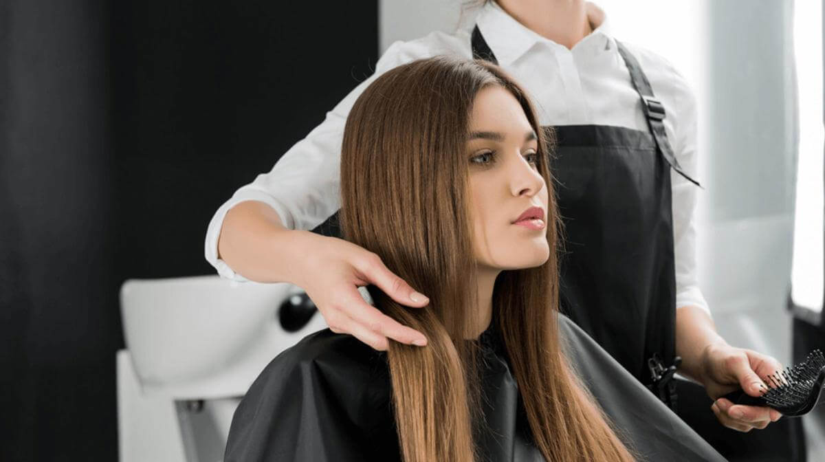 UNDER CONTRACT  Hair Salon & Beauty big net profit, Beautiful beachside town .