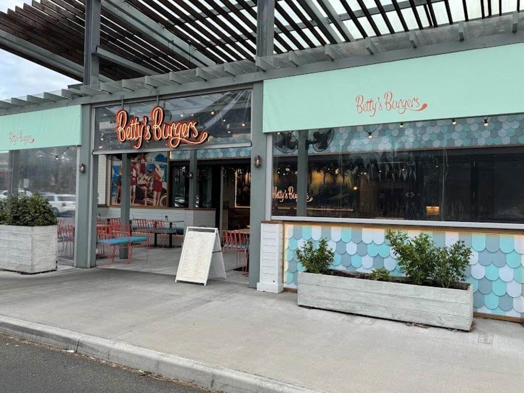 BETTYS BURGERS TORQUAY