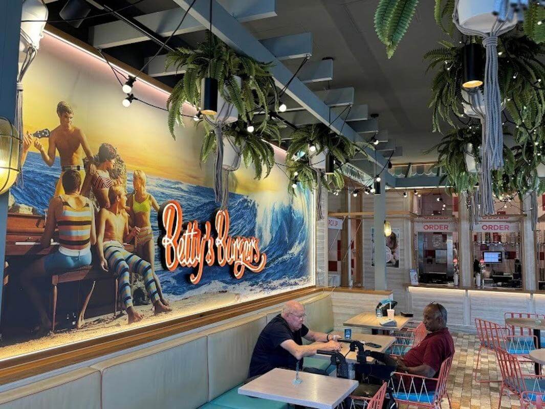 BETTYS BURGERS TORQUAY