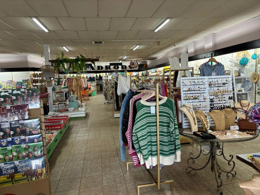 Grindrod's Newsagency - The Style Shop - Warren NSW - $100K + S.A.V.