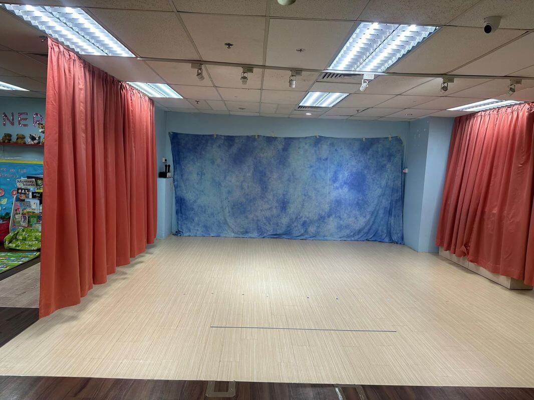 Large Childcare Centre In Promiment B1 Building In Bedok For Takeover