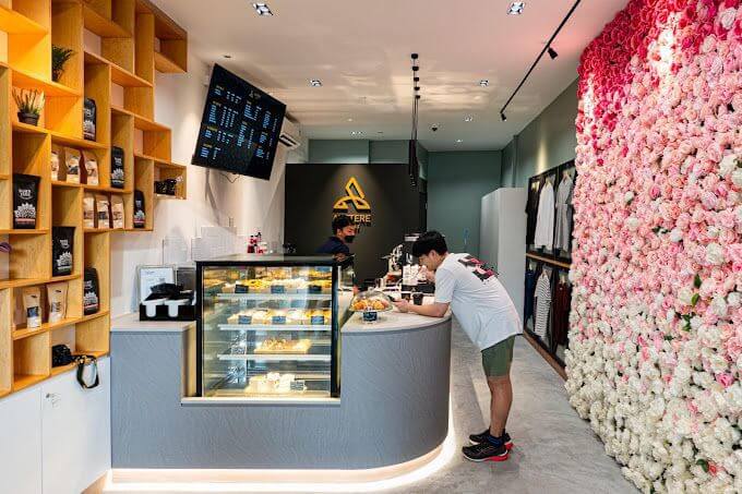 Rare Fully Loaded Cafe In Telok Kurau Estate For 60k-70k!