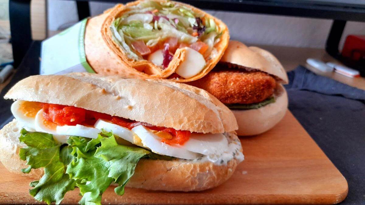 Six-Day Industrial Snack Bar  Great Business Opportunity & Quick Sale!