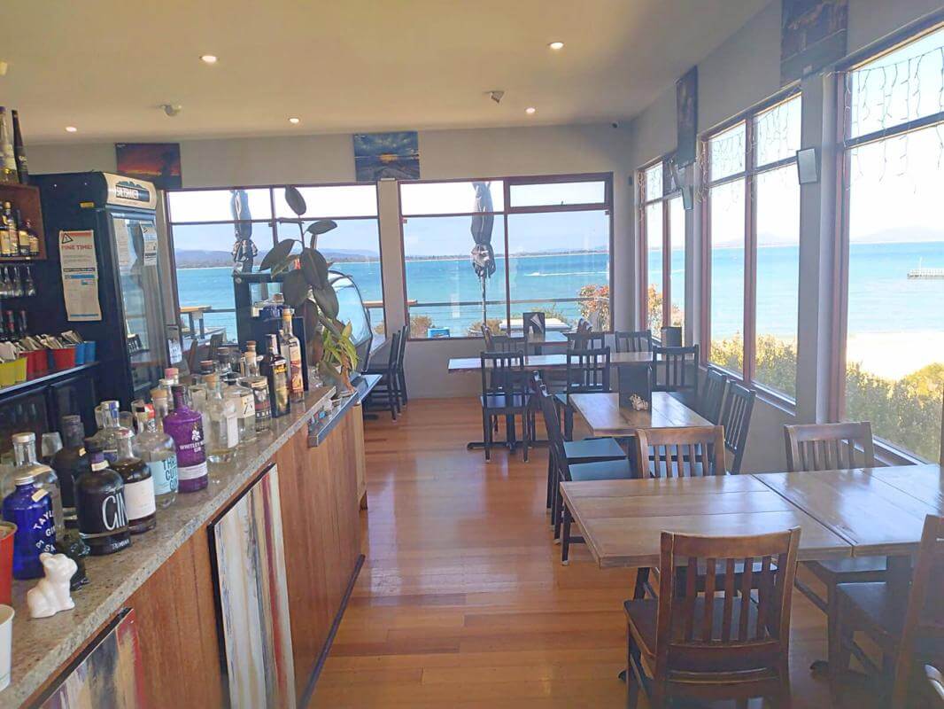 Exceptional Million $ T/O Restaurant Cafe Takeaway, Netting $277k by EOI Very Motivated Vendor