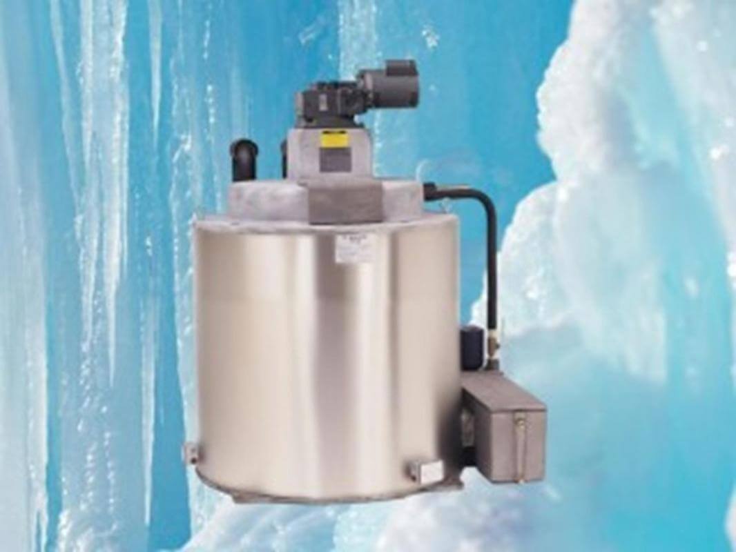 PRICE DROPPED  GENUINE OFFERS CONSIDERED! COMMERCIAL ICE MACHINES - MANUFACTURE & WHOLESALE