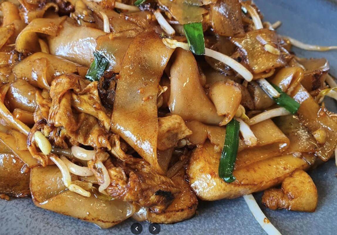 Turnkey Malaysian Restaurant Opportunity: Immediate Profit Potential