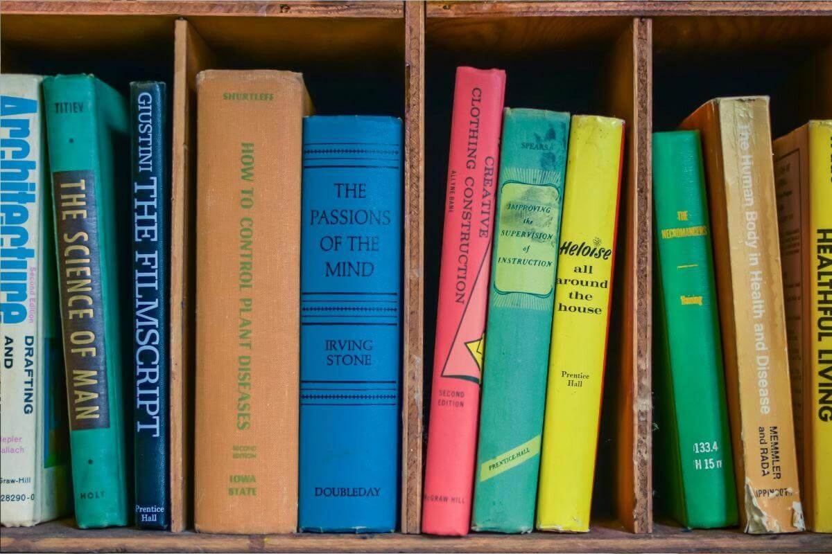 Scalable Boutique Publisher with Strong Brand & $900K+ Peak Revenue. Engaged Multi-Channel Audience.