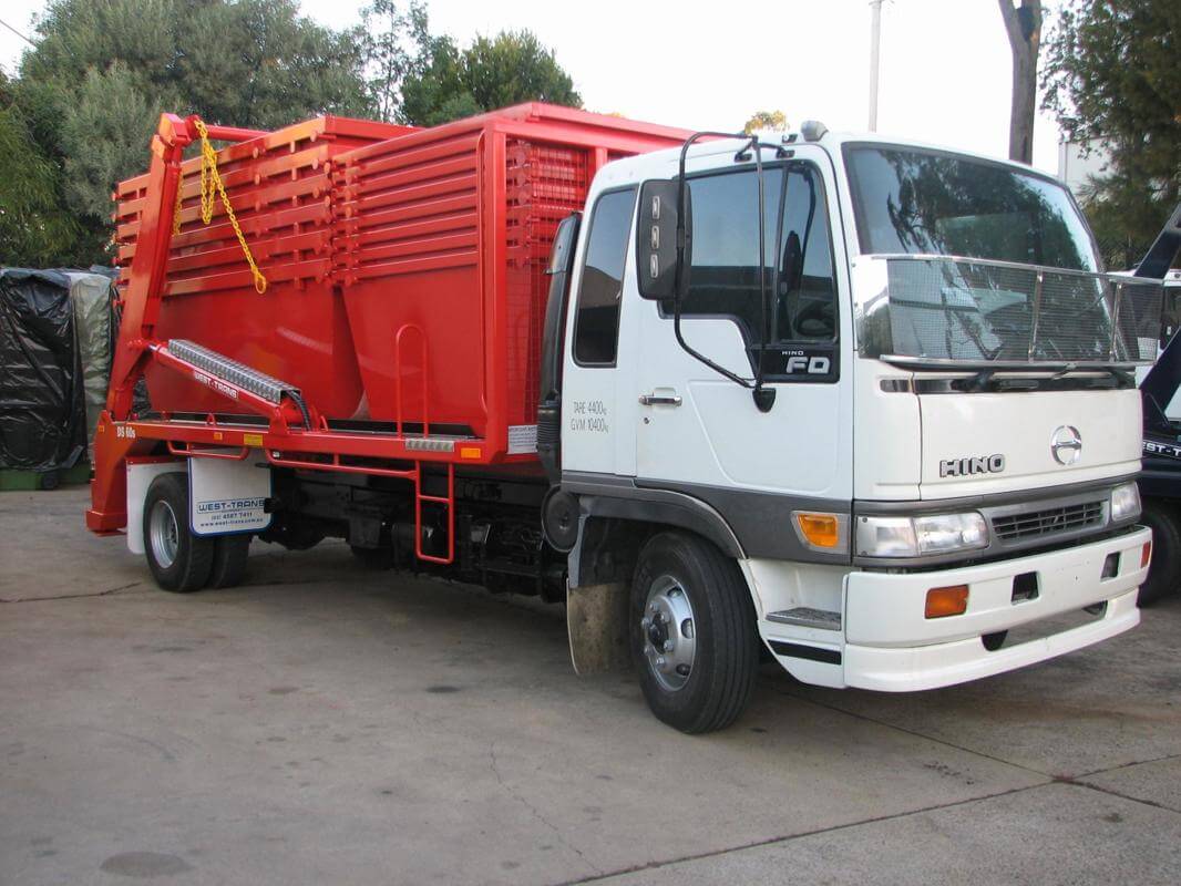 MID NORTH COAST SKIP BIN HIRE & WASTE REMOVAL SERVICE