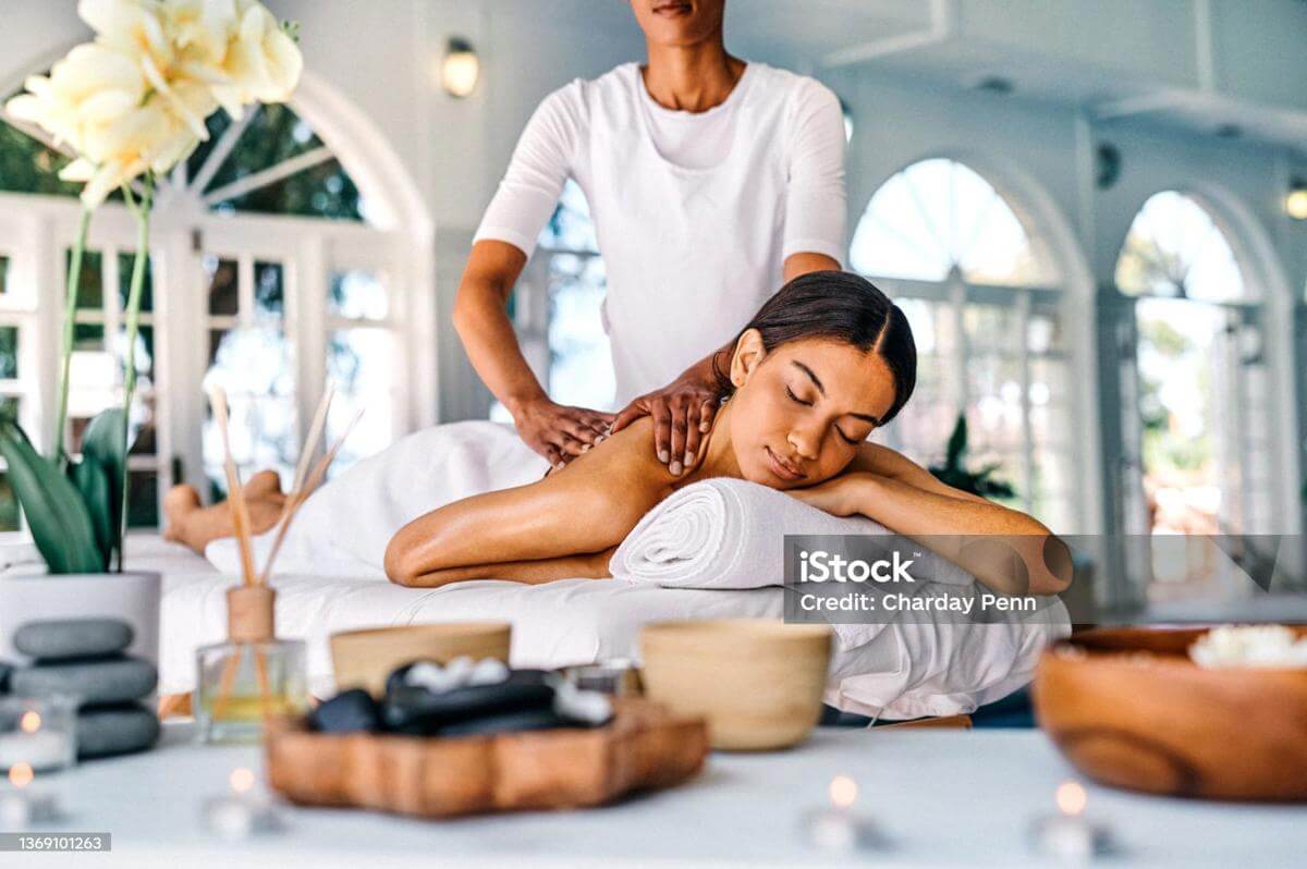 Day Spa and Beauty rooms. This amazing location and presented Spa is the best on the Fraser coast