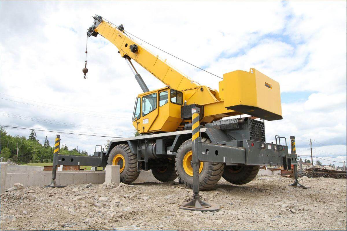 Thriving Crane Hire Business based in a Brisbane Suburb