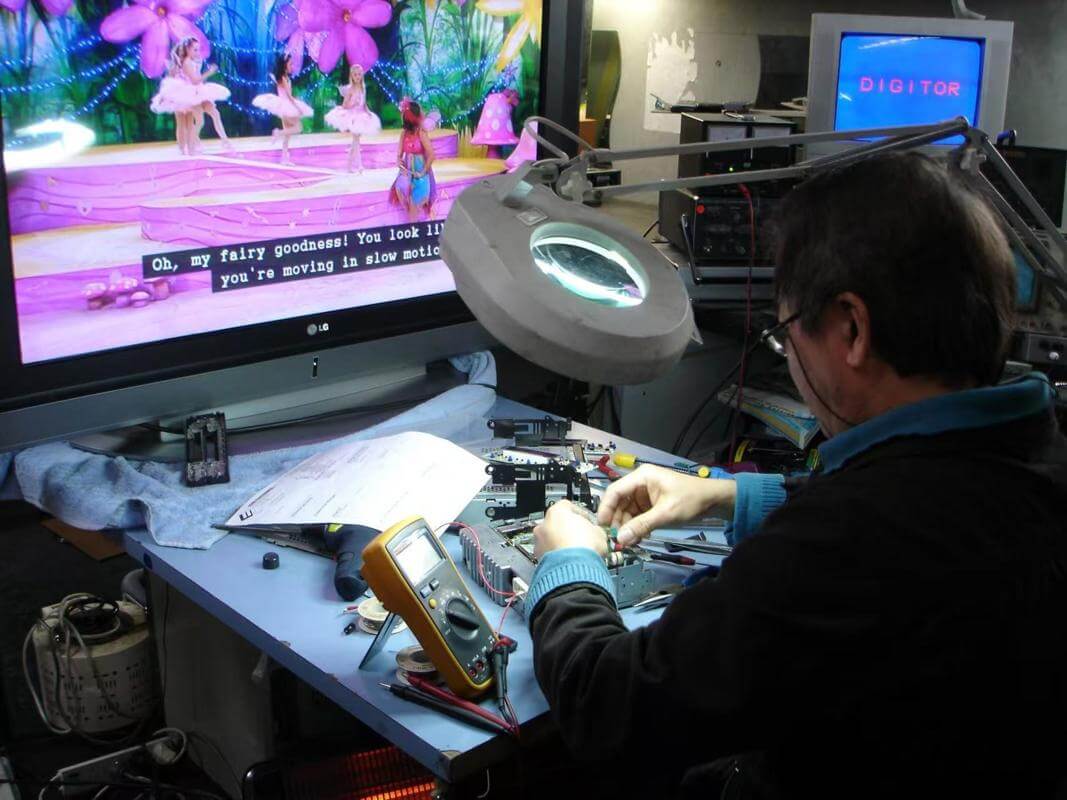 Thirty Years Electronic Repair Business of Success and Growth Potential