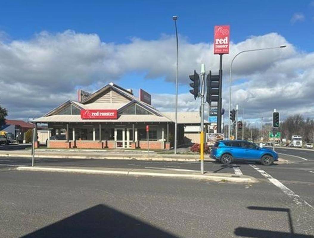 Red Rooster Bathurst! Ideal for Owner Operator or Family! High $40k per week TO!