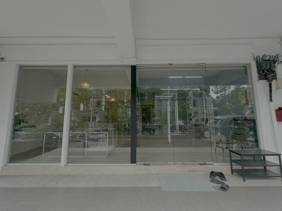 Pet Shop Takeover Opportunity – Fully Renovated, Avs-Approved, Ready To Operate, Prime Location