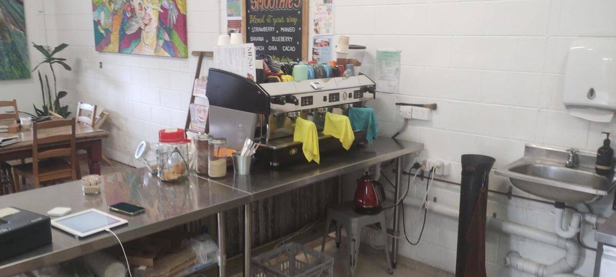 COFFEE SHOP NESTLED IN THE NOOSA HINTERLAND  $69k wiwo