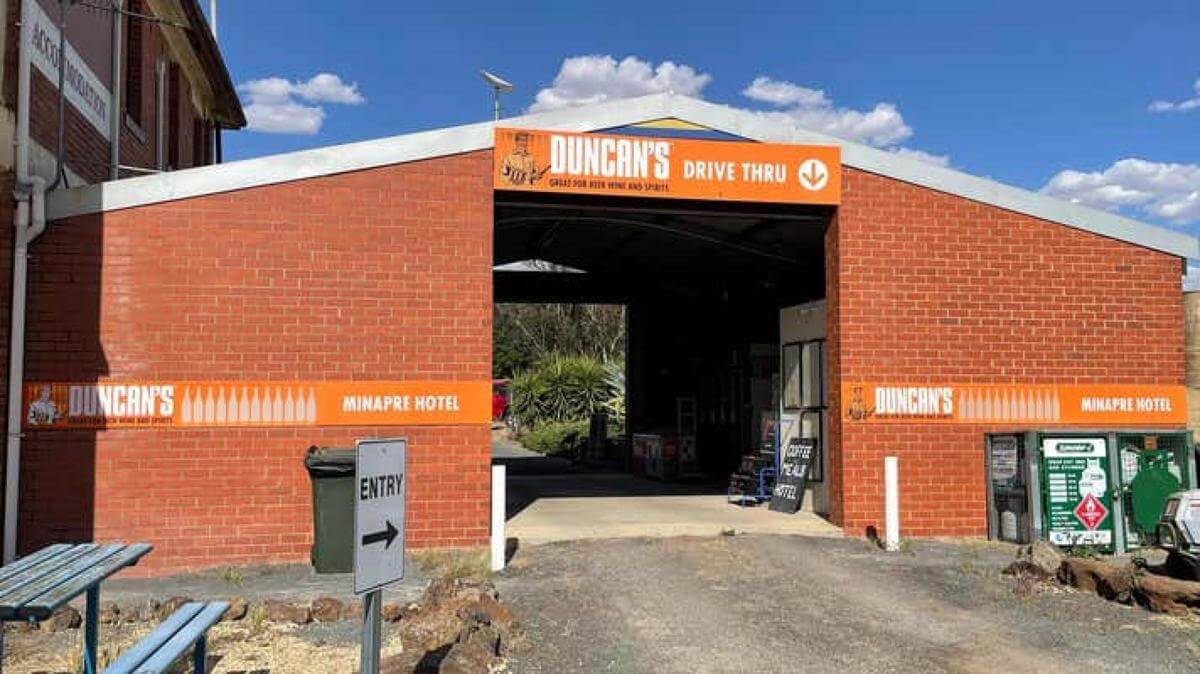 $150,000 NET, Hotel/Motel   Vendors terms