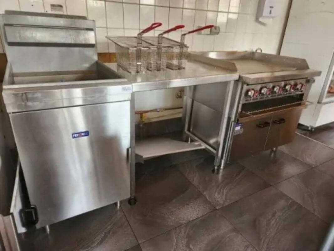 Freehold General Store & Home in Friendly Tungamah