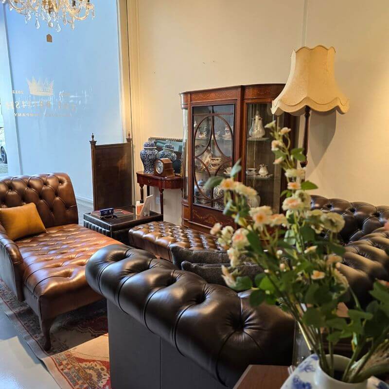 Successful Ecommerce Antique And Vintage Business In SG With 6,000+ Loyal Clients