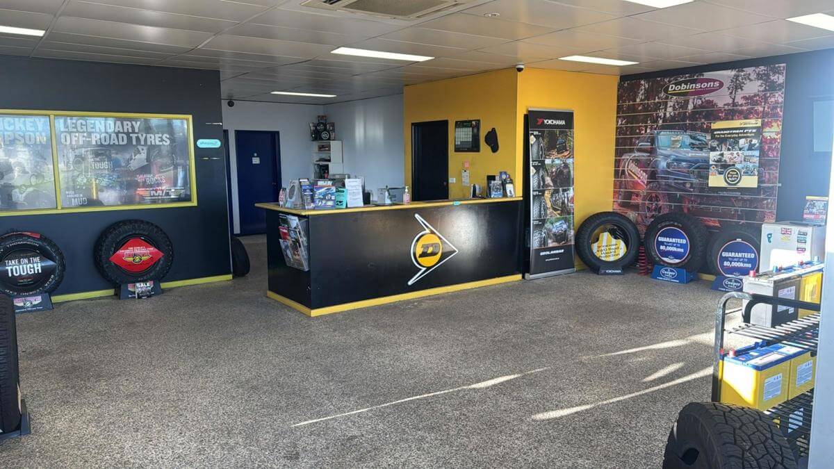 Huge Mechanical & Tyre workshop.  No Weekends !!