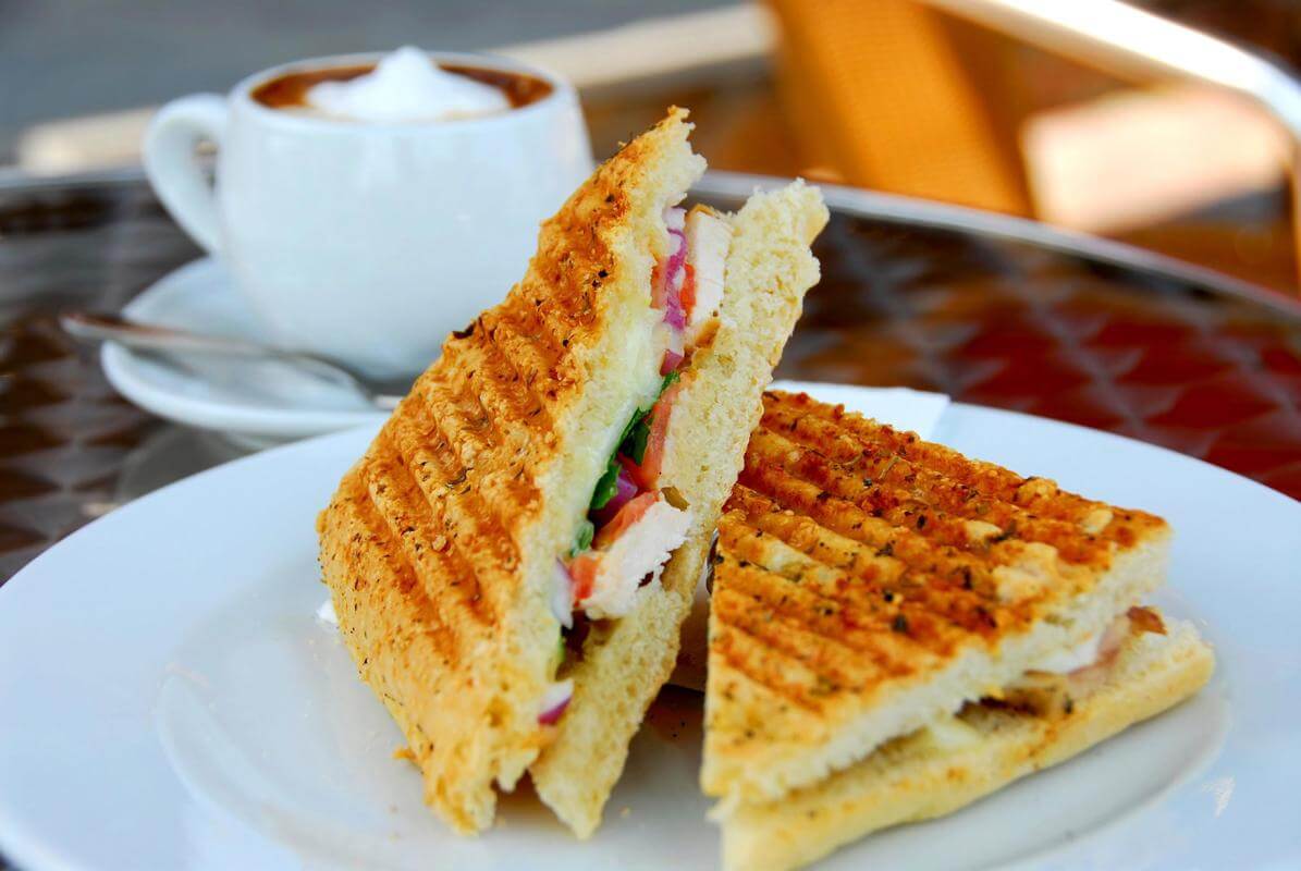 Waterfront Marina Cafe & Restaurant for Sale