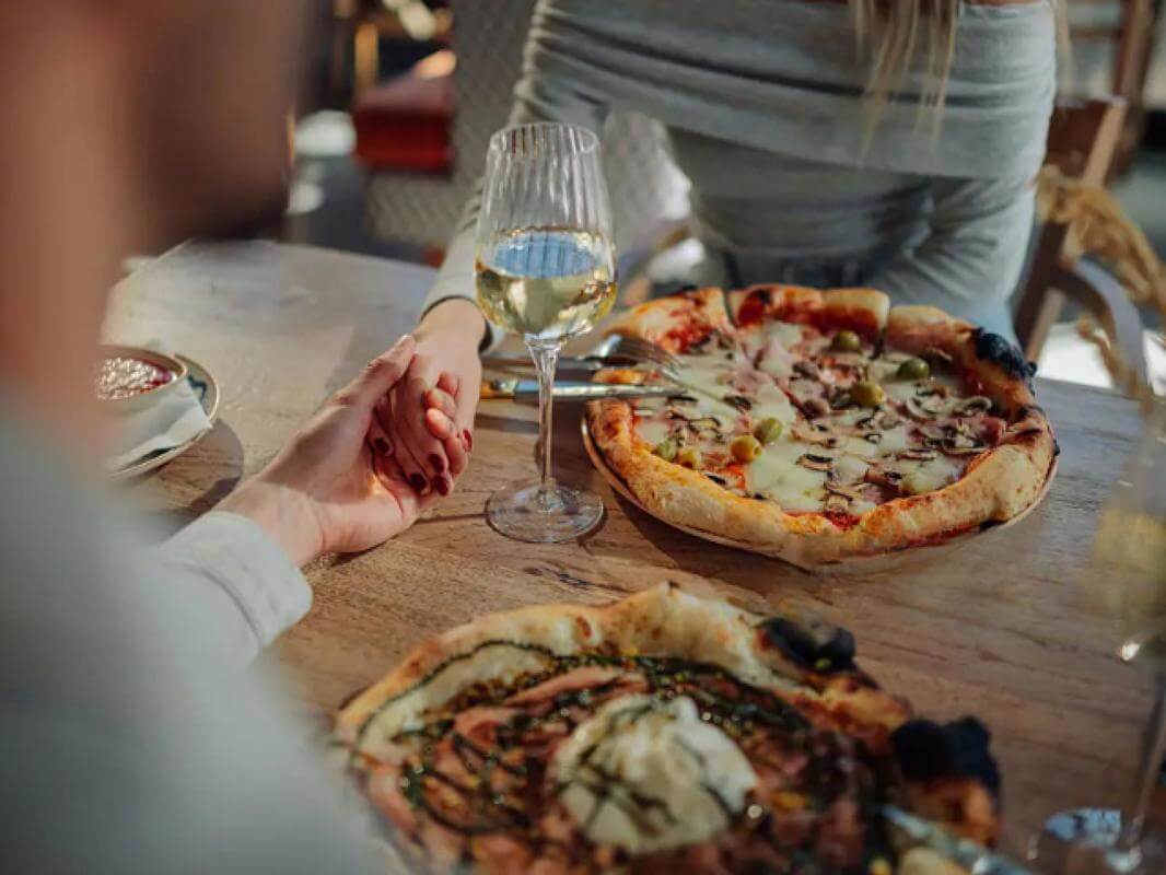 Crust Pizza Inner West | $1.23M Revenue | Est. 2013 | Extra Income from Upstairs Sublet