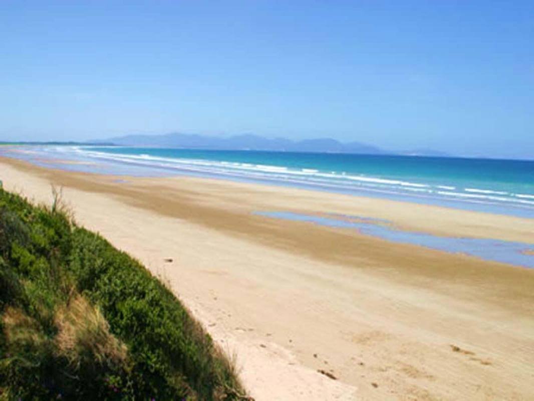 OCEANSIDE ACCOMMODATION, EDUCATIONAL and CONFERENCE FACILITY