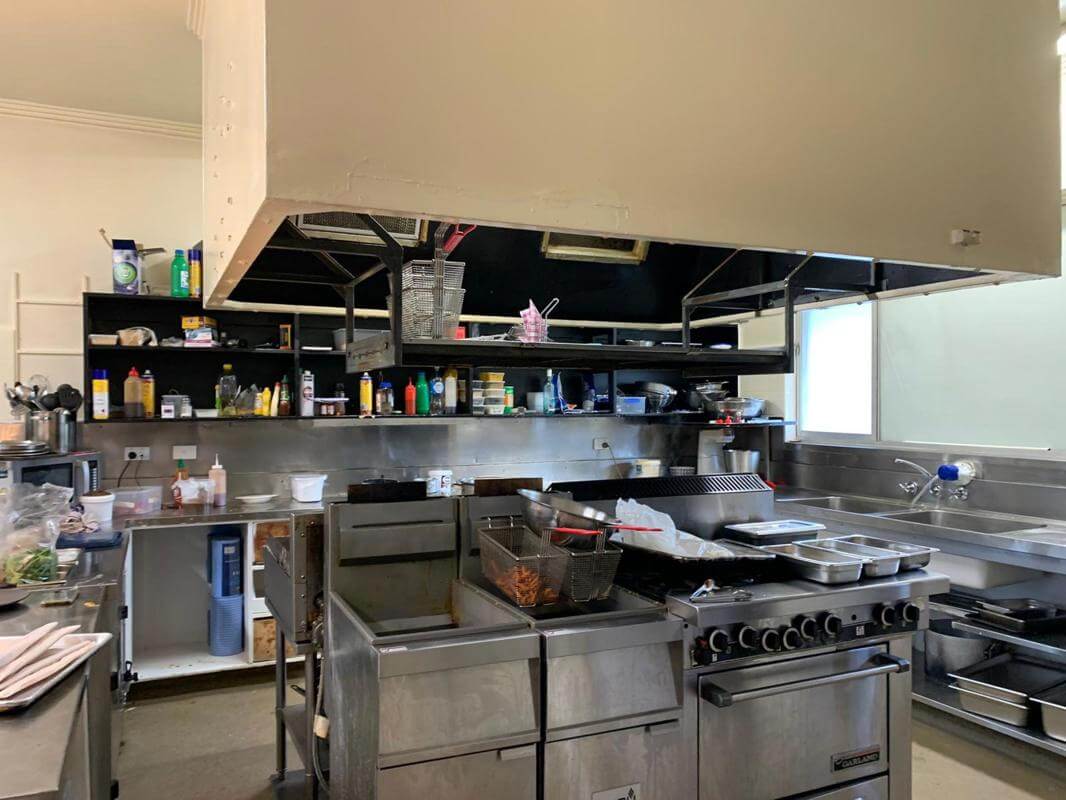 36 Rooms West Coast Tasmanian Motel With 100 Seat Resto Bar Entry Level Opportunity Pay Only Rent