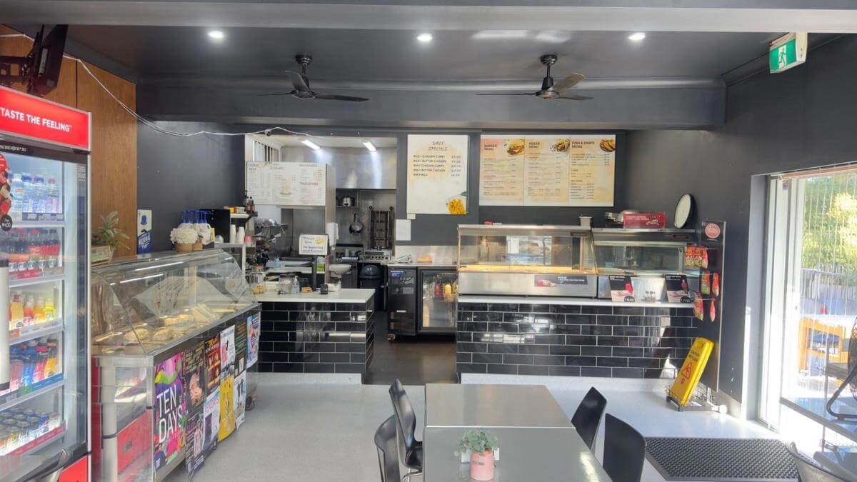 Closing Down Sale  Open to Offers!