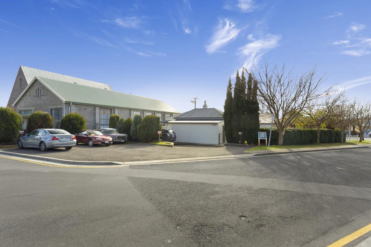 Prime Prominent Passive Character Dual Investment Property @ Beaconsfield