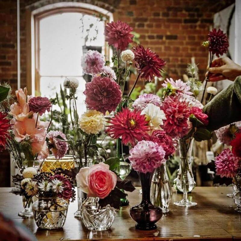 Highly Successful Blooming Deloraine Floristry  High Turn over O/O $75,000+SAV